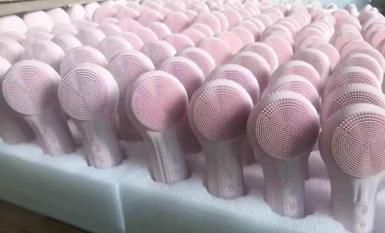 Waterproof Silicone Brushes Deep Cleaning Facial Cleansing Brush with Heat Hot Compress