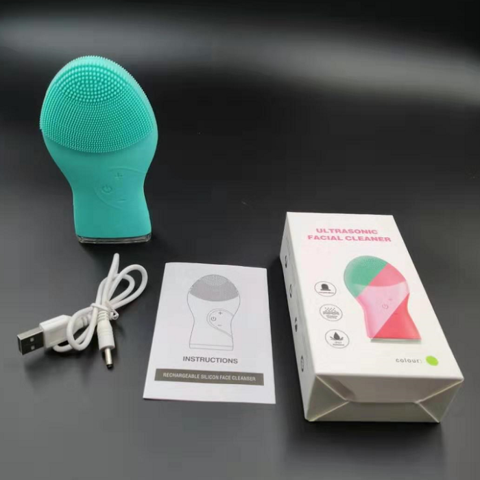 Silicone Facial Cleansing Brush High Frequency Waterproof IPX7 Rechargeable Deep Cleaning Face Scrubber