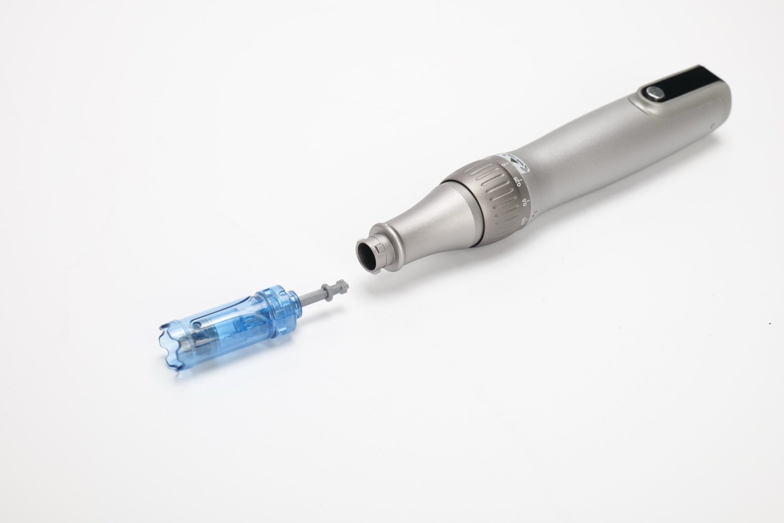 Hand-held Beauty Care Facial Tool Microneedle Dr pen for Firming lifting Skin